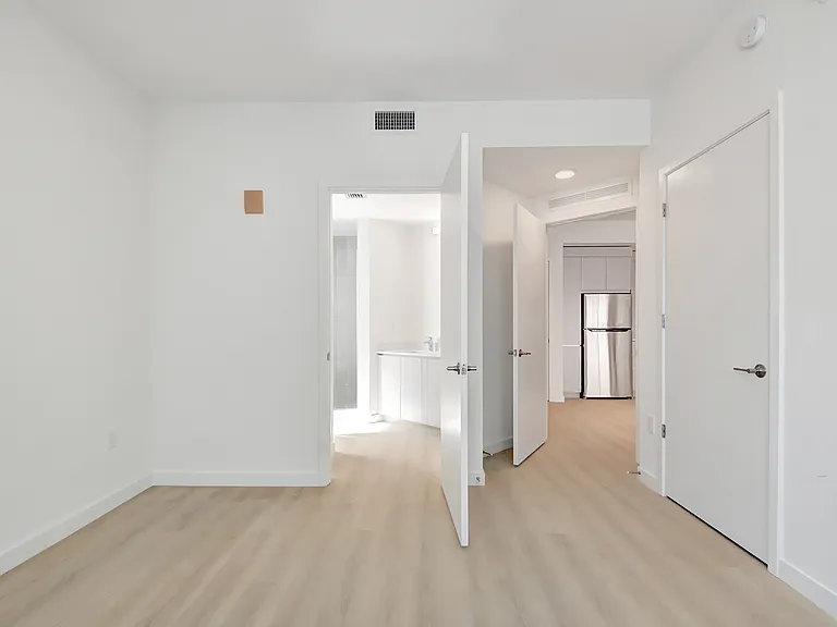 1720 N J Ter #C — Photo 6