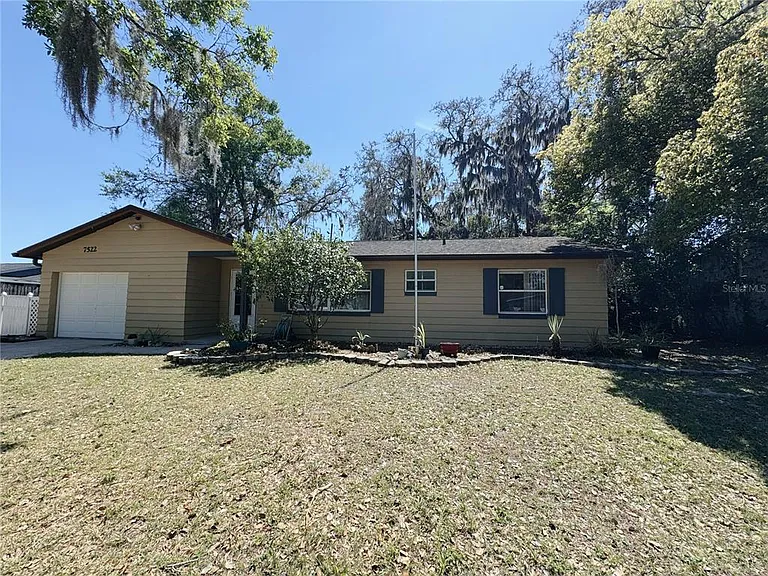 7522 Laurel Springs Dr — Photo 3