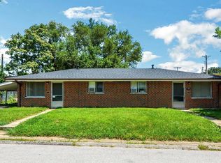 7303 Park Dr, Saint Louis, MO 63133
