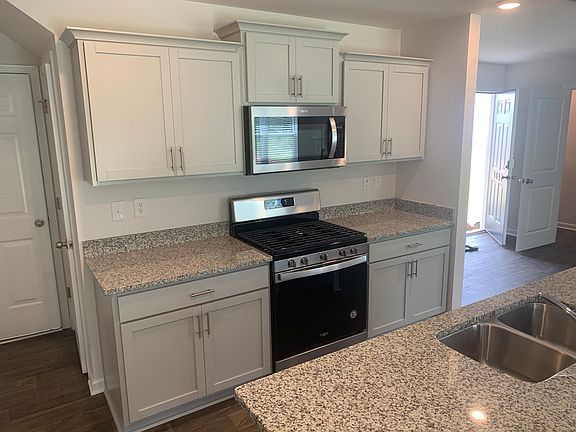 3rd image of 1041 Bridlebrook Trl