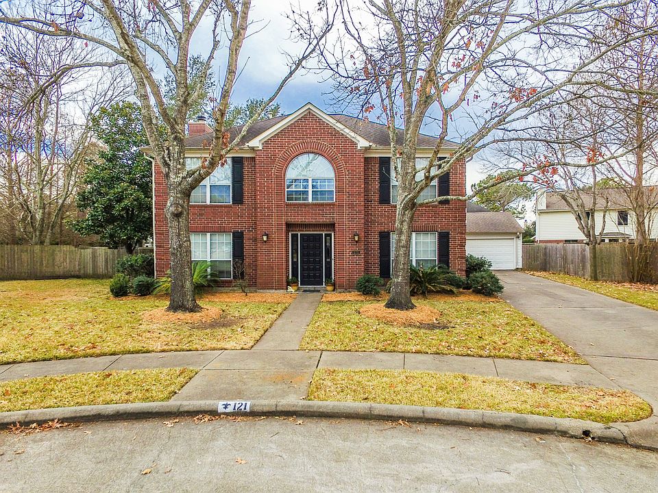 1st image of 121 Bounty Dr