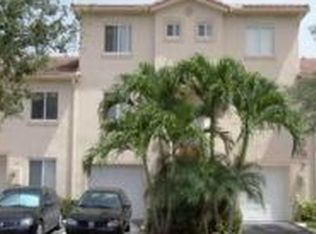 169 Riviera Cir, Weston, FL 33326