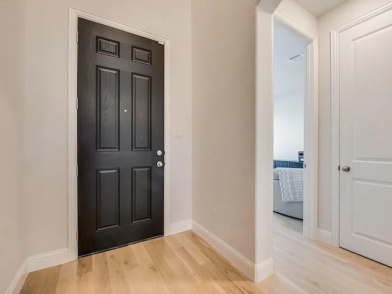 8283 Vitex Ave — Photo 4