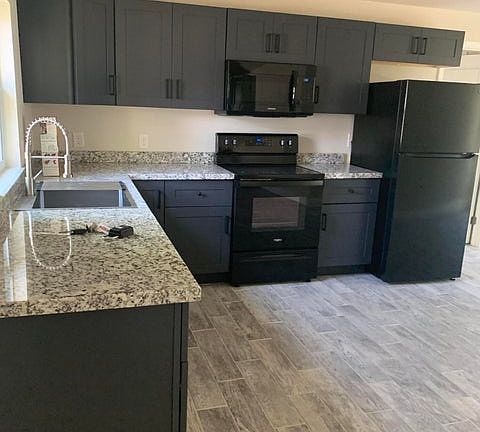 2nd image of 4365 Alpine Ln