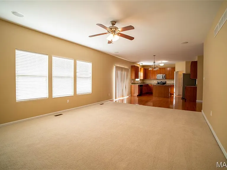 84 Brighton Park Dr — Photo 8