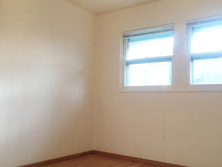 5630 NE Couch St #&-39 — Photo 7