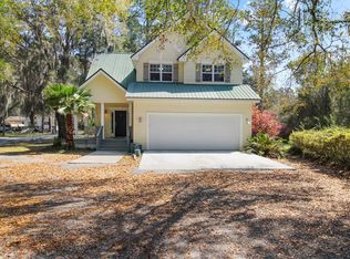1010 Bond Rd, Darien, GA 31305