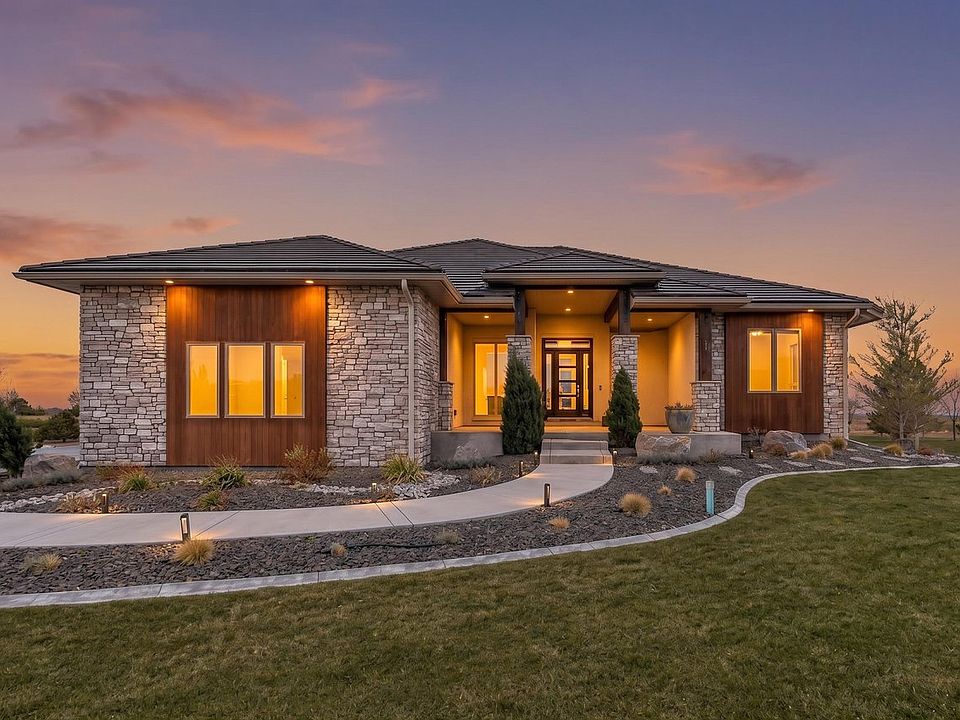 1st image of 830 Berthoud Peak Dr