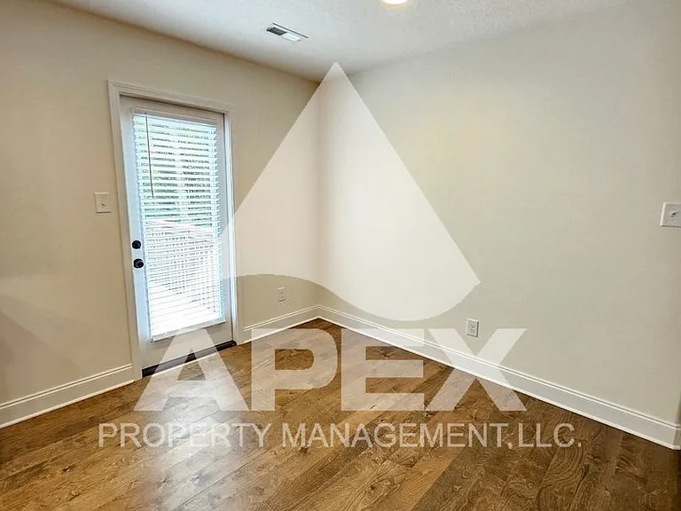 8029 Poplar Grove Ln — Photo 7
