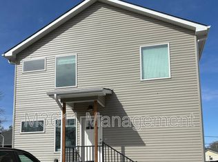 1337 S 10th St #2, Lincoln, NE 68502