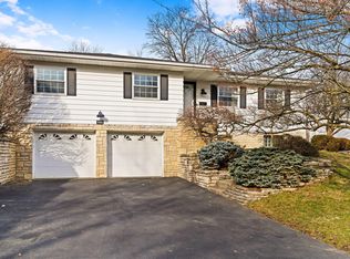 946 Birchmont Rd, Columbus, OH 43220