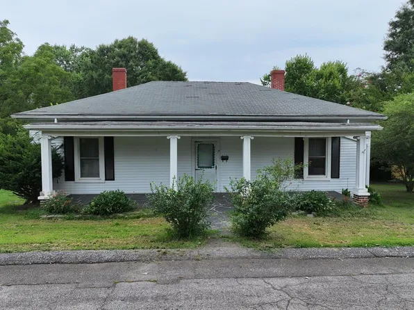 15 Dula St, Danville, VA 24541