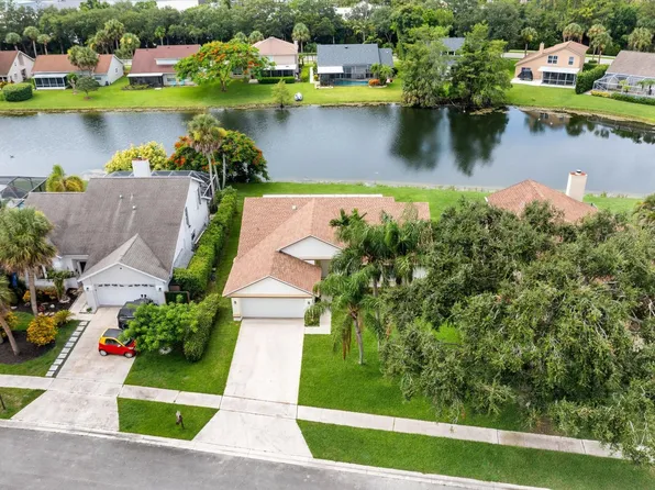9888 Cross Pine Court, Lake Worth, FL 33467
