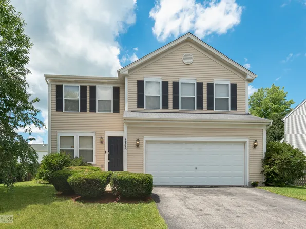 1745 Sandstone Pkwy, Montgomery, IL 60538