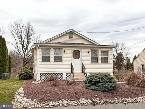 1138 Brookside Rd, Allentown, PA 18106