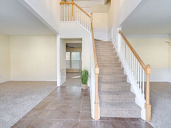 2nd image of 2805 Kentshire Pl