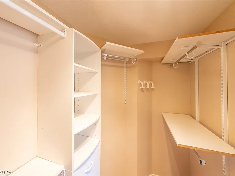 8233 Ruby Mountain Way — Photo 24