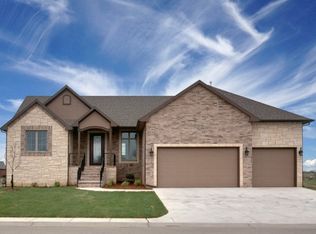 4880 N Indian Oak St, Wichita, KS 67226