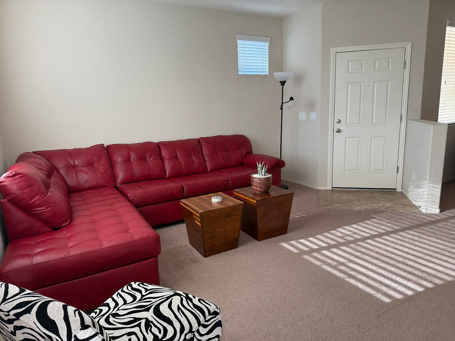 3 bed, 1484 sqft, $2,300 — Photo 2