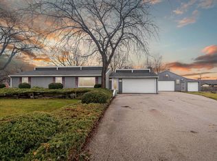 1477 Martin Ct, Bay City, MI 48708