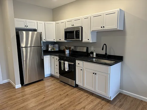 80 Main St #211 Photo 1