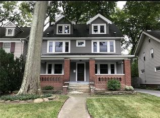 13006 Cedar Rd, Cleveland Heights, OH 44118