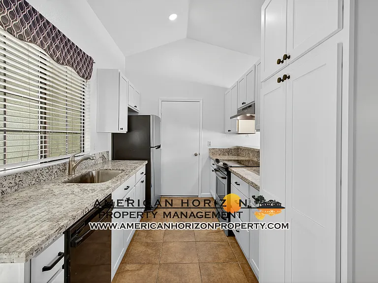 1316 Puebla Way — Photo 12