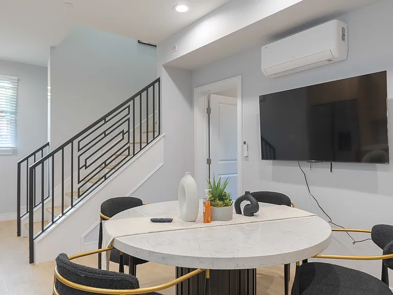 123 S Marguerita Ave #B — Photo 9