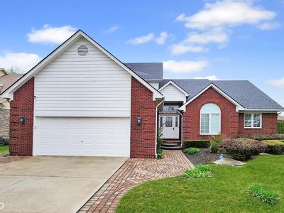 19913 Mapleton Dr, Macomb, MI, 48044
