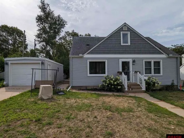 817 5th St S, New Ulm, MN 56073