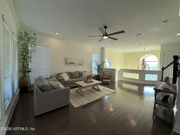 692 Sand Isles Cir — Photo 8