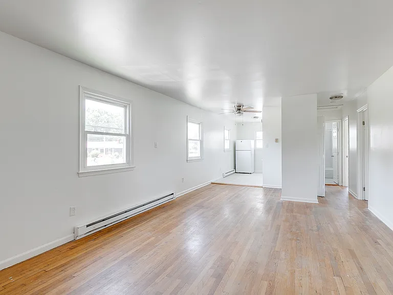1606 Pollock St #B — Photo 6