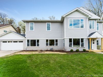 390 E South St, Elmhurst, IL, 60126