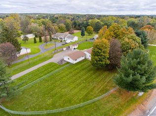 10258 Davisburg Rd, Davisburg, MI 48350