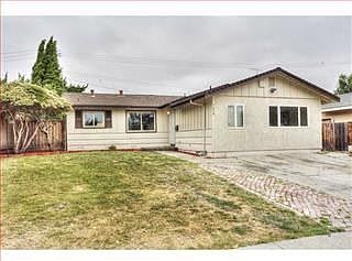 1st image of 1620 Mount Oliveira Dr