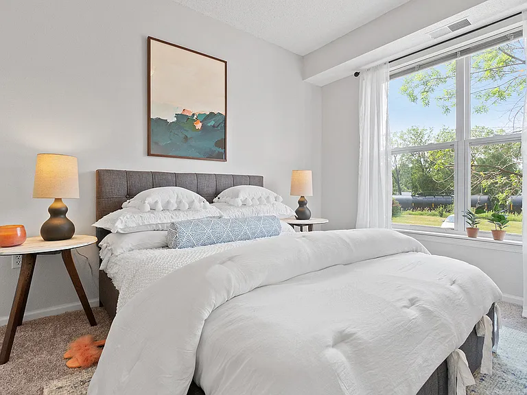 The Landings at Silver Lake Village — Photo 50