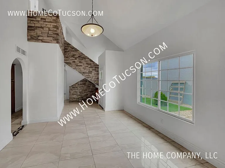 207 W Virginia St — Photo 7