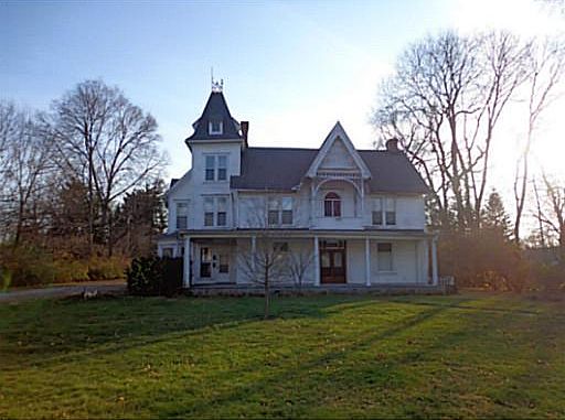 1st image of 425 Scioto St