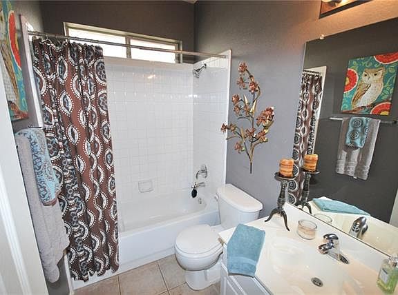 5th image of 6903 Holly Hills Ln