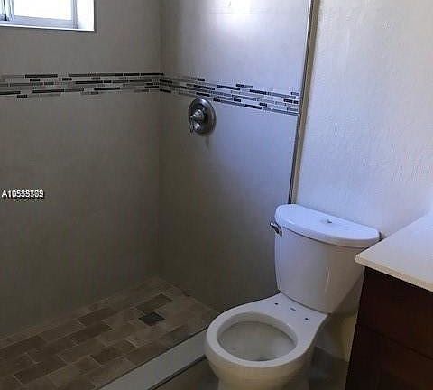 3rd image of 3011 W 76th St #A-109