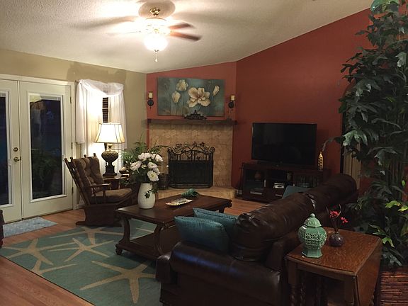 3rd image of 55 Mulberry Cir