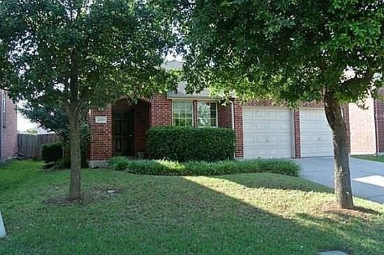 2nd image of 2209 Eisenhower Dr
