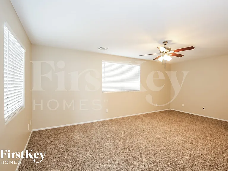 6068 Puesta Del Sol St — Photo 9