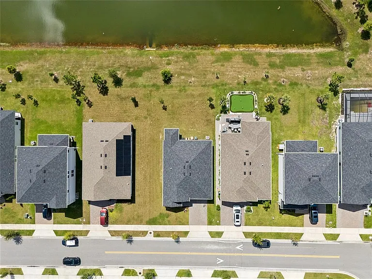 2892 Sanctuary Dr — Photo 18