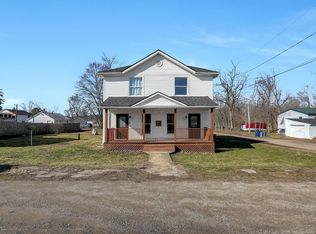 75 N Redding St, Laurelville, OH 43156