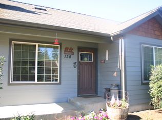 135 Carey Ct, Falls City, OR