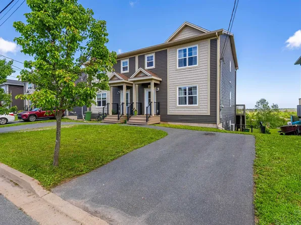 226 Mica Cres, Halifax, NS B3P 0H8