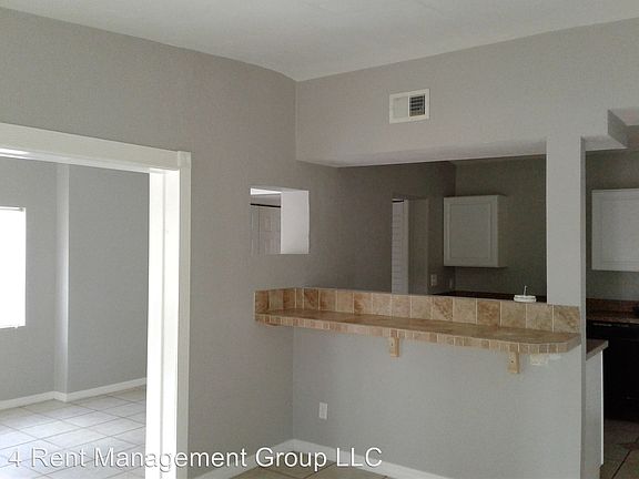 2nd image of 401 E 5th St