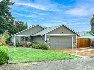 3565 Castrey St, Eugene, OR 97404