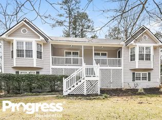 105 Robin Hood Dr, Douglasville, GA 30134